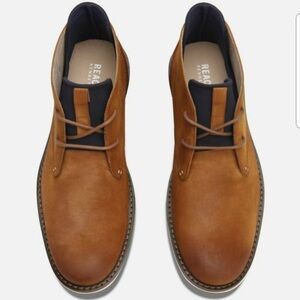 Like New Kenneth Cole Brown Leather Chukka Boots